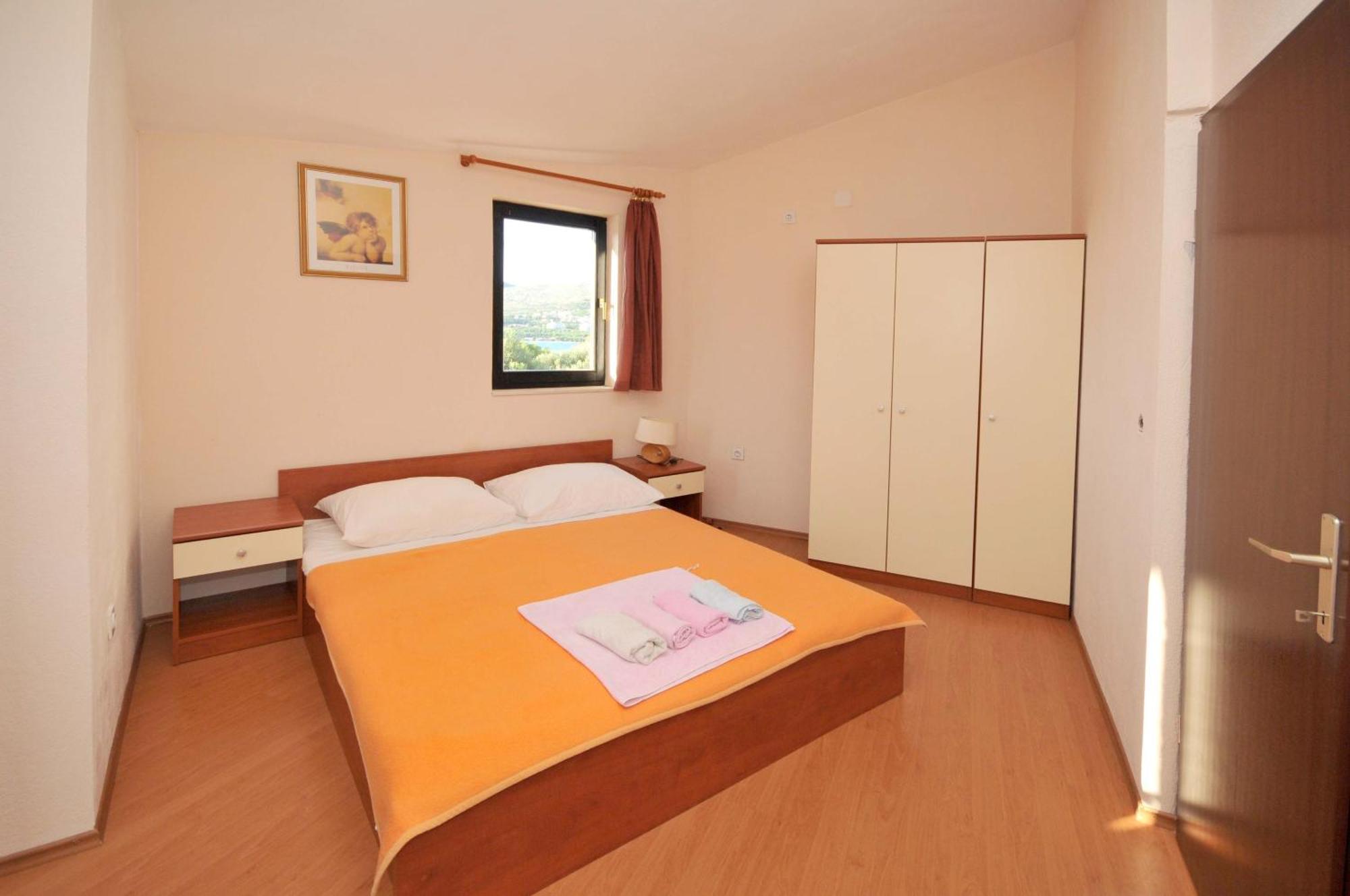 Apartments With A Parking Space Okrug Donji, Ciovo - 13732 Donji Okrug  Zimmer foto
